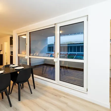 Modernes In Der Innenstadt *