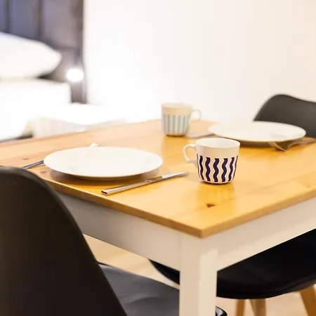 Modernes In Der Innenstadt Apartment Wurzburg