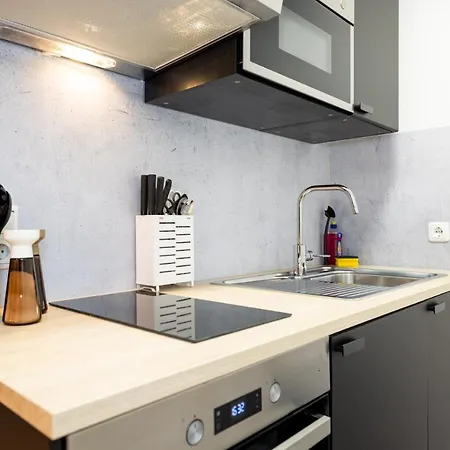 Modernes In Der Innenstadt Apartment *