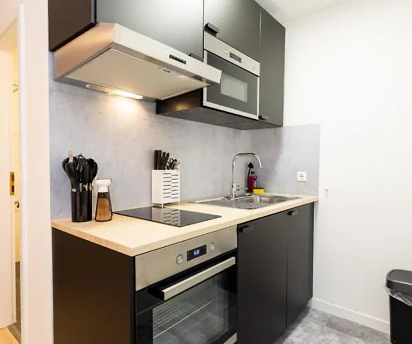 Modernes In Der Innenstadt Apartment Würzburg