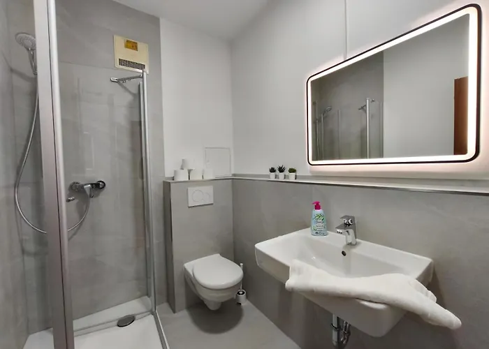 Modernes In Der Innenstadt Würzburg