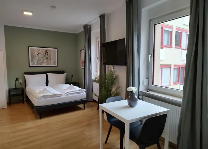 Modernes In Der Innenstadt * Würzburg